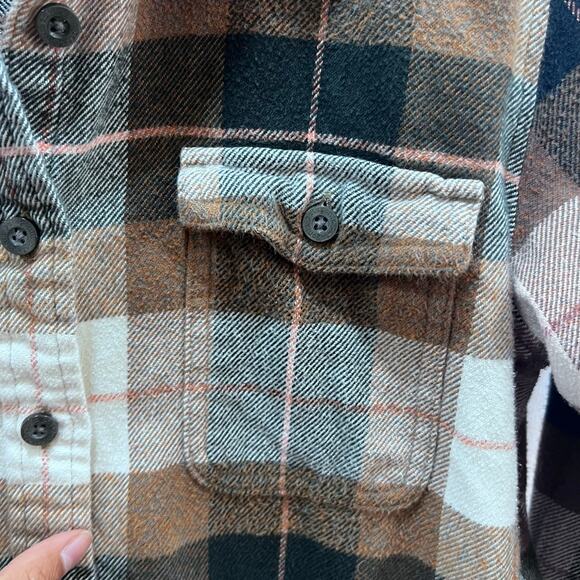 Patagonia Organic Cotton Plaid Brown Button-Up Long Sleeve Shirt Size 10 - Picture 8 of 8